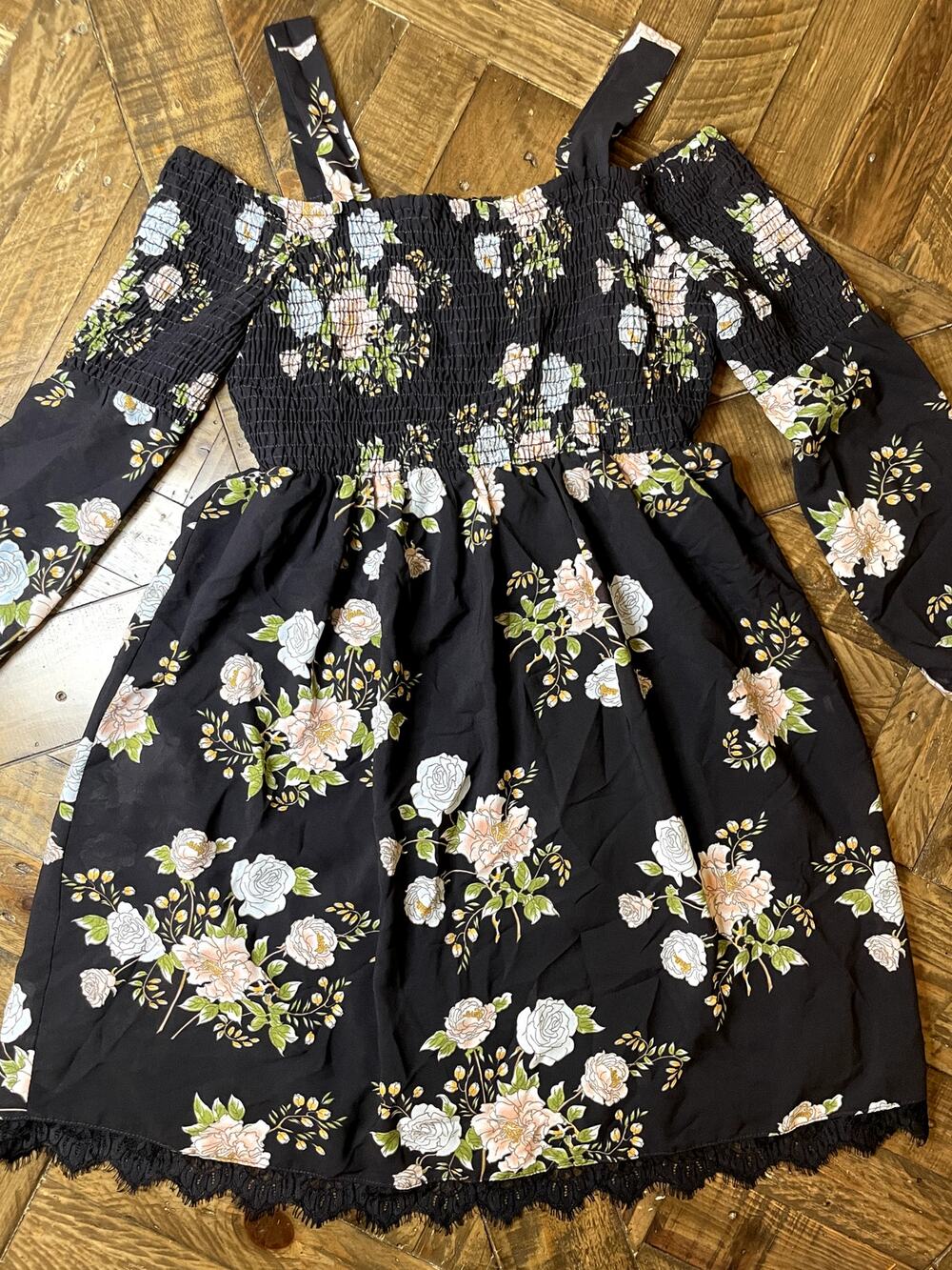 ICE Smocked Dark Floral Lace Trim Cottagecore Dress sz sm